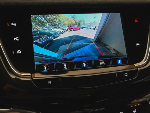 Used 2024 Cadillac XT6 Sport image 18