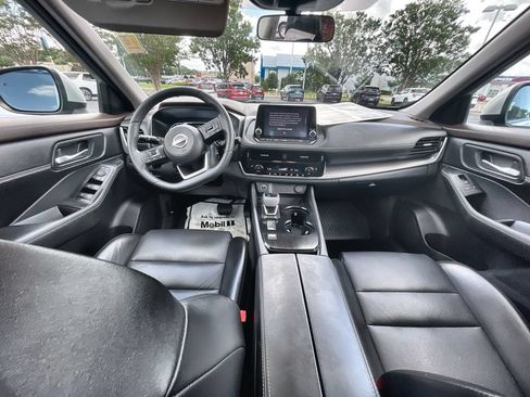 Used 2022 Nissan Rogue SV w/ SV Premium Package FWD image 20