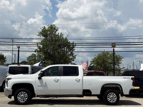 Used 2021 Chevrolet Silverado 2500 LT AWD/4WD image 18