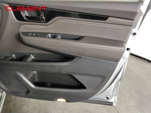Used 2022 Honda Odyssey Touring image 32
