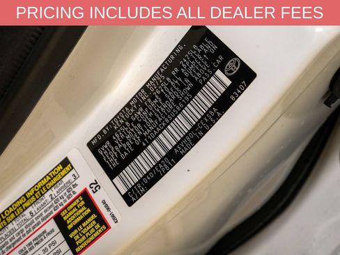 Used 2025 Toyota Camry SE FWD image 20