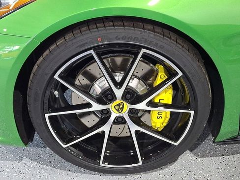 Used 2026 Lotus Emira SE RWD image 5