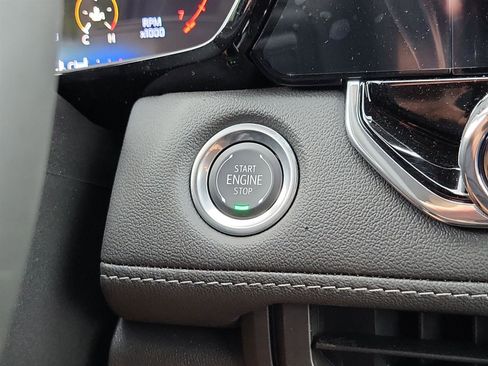 New 2025 Chevrolet Colorado LT w/ LPO, Tailgate Decal Package image 16