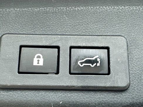 Used 2020 Subaru Ascent Premium w/ Convenience Package AWD/4WD image 34