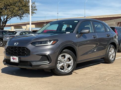 Used 2025 Honda HR-V LX image 2