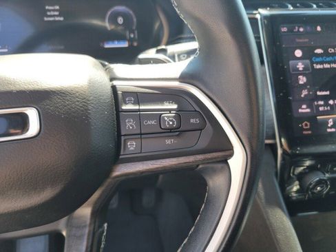 Used 2021 Jeep Grand Cherokee L Limited image 18