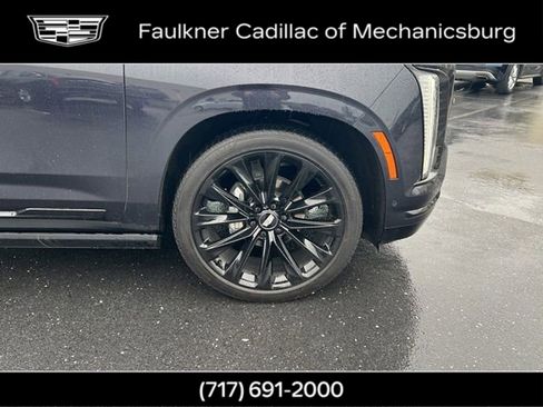 Certified 2026 Cadillac Escalade Platinum Sport w/ LPO, ONYX Package AWD/4WD image 43