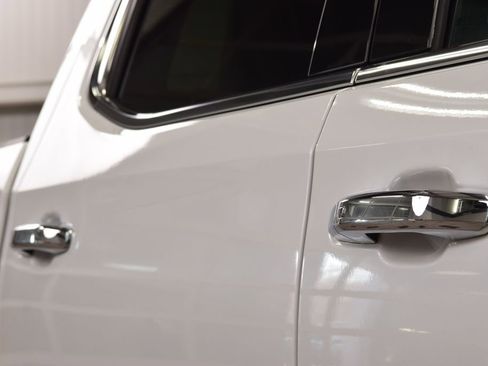 Used 2025 Chevrolet Silverado 1500 LTZ w/ LTZ Premium Package image 18