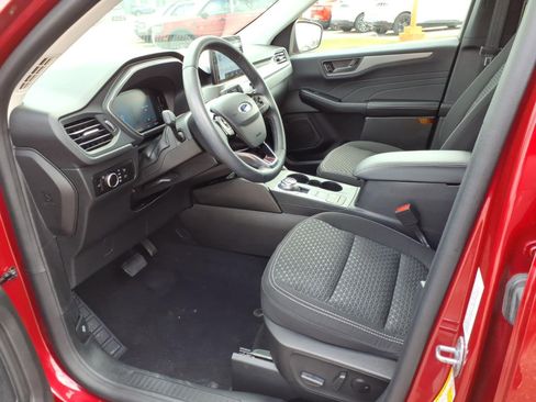Used 2023 Ford Escape Active w/ Cold Weather Package image 11