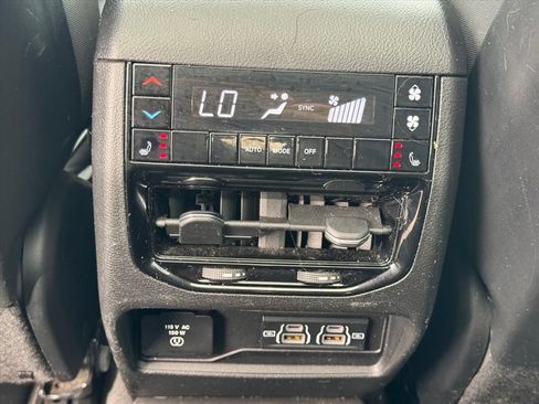Used 2021 Jeep Grand Cherokee L Limited RWD image 14