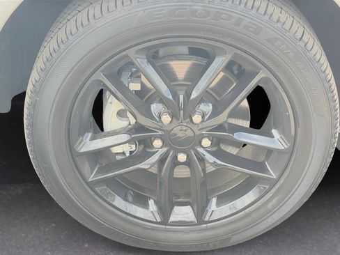 Used 2026 Dodge Durango GT AWD/4WD image 7