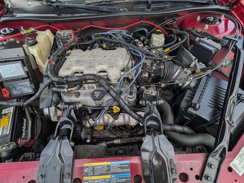 Used 2005 Chevrolet Impala Sedan w/ Preferred Equipment Group image 19