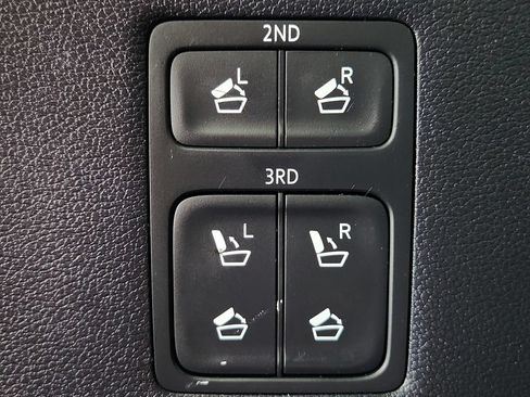 Used 2021 Hyundai Palisade Limited w/ Cargo Package AWD/4WD image 40