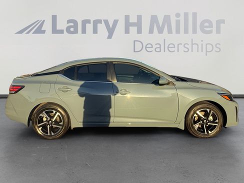 Certified 2025 Nissan Sentra SV w/ All-Weather Package image 6