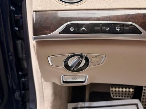 Used 2020 Mercedes-Benz S 450 Sedan w/ AMG Line Exterior image 37