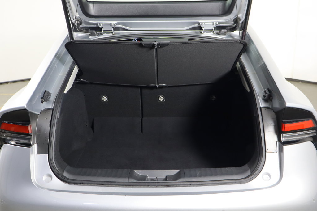 Used 2026 Toyota Prius LE FWD image 17