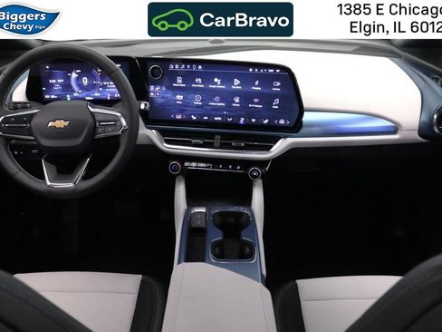 Certified 2025 Chevrolet Equinox EV LT FWD image 18