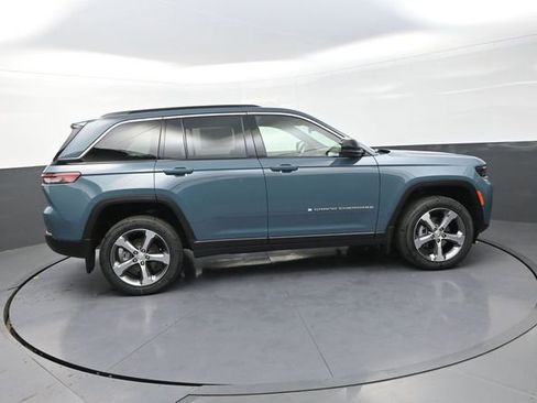 New 2026 Jeep Grand Cherokee Limited image 10