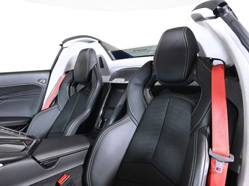 Used 2025 Chevrolet Corvette E-Ray AWD/4WD image 17