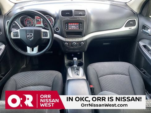 Used 2018 Dodge Journey SE w/ Popular Equipment Group image 19