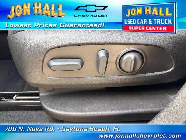 Used 2023 GMC Terrain SLE w/ Driver Convenience Package FWD image 18