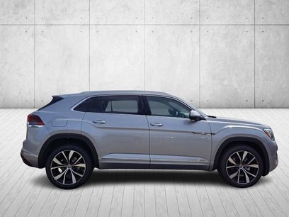New 2026 Volkswagen Atlas Cross Sport SEL Premium R-Line