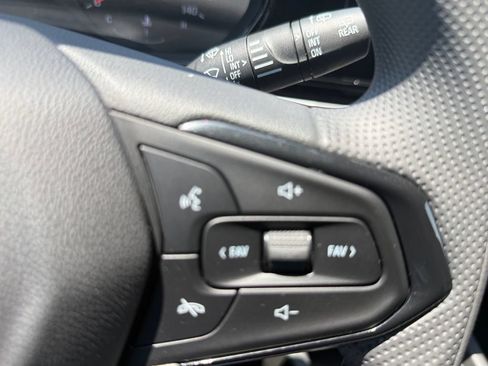New 2026 Chevrolet Trax LS w/ LS Convenience Package FWD image 19