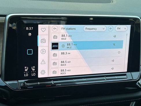 Used 2024 Volkswagen Atlas SE image 22