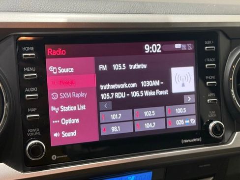 Used 2022 Toyota Tacoma SR5 image 27