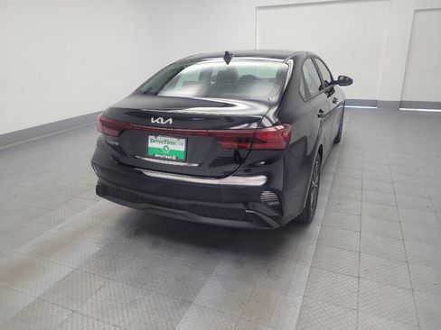 Used 2024 Kia Forte LXS w/ LXS Technology Package image 7