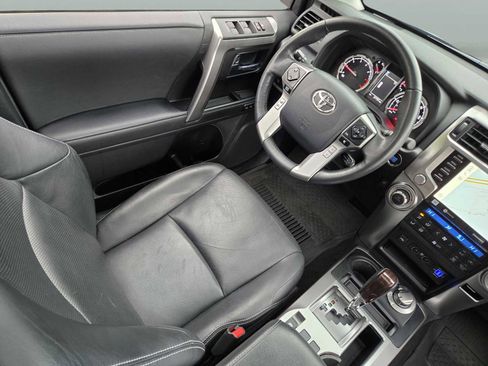 Used 2024 Toyota 4Runner Limited image 17