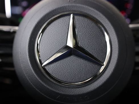 Certified 2025 Mercedes-Benz C 300 4MATIC Sedan image 17