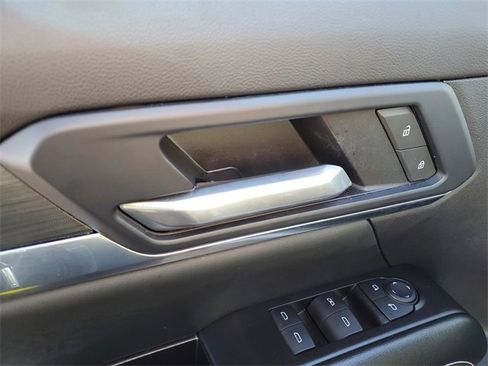 Certified 2025 GMC Terrain Elevation image 22