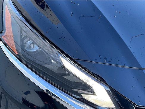 Used 2025 Nissan Altima 2.5 SV image 25