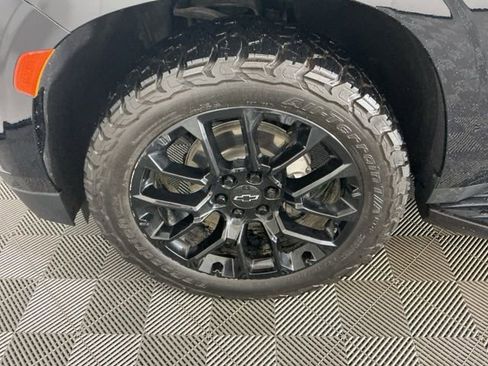 Used 2023 Chevrolet Tahoe RST w/ Luxury Package image 33