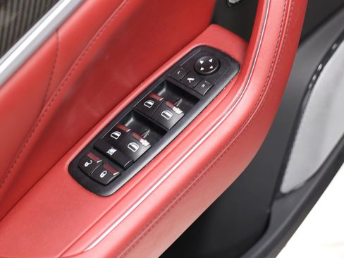 Used 2021 Maserati Levante GTS AWD/4WD image 11