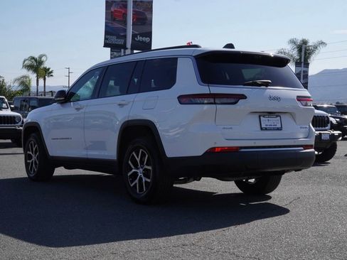 Used 2024 Jeep Grand Cherokee L Limited w/ Luxury Tech Group II image 6