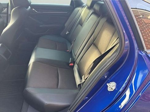 Used 2020 Honda Accord Sport image 7