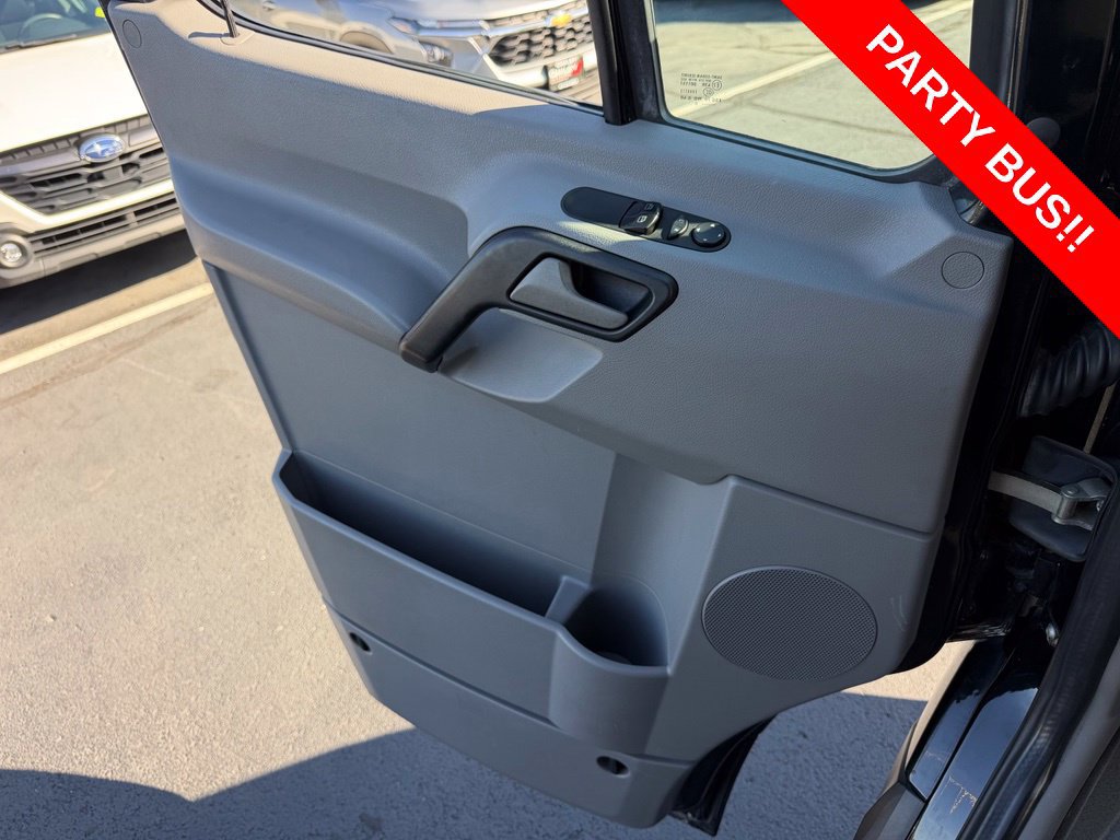 Used 2011 Mercedes-Benz Sprinter 2500 image 27