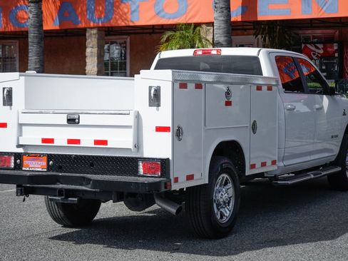 Used 2022 RAM 3500 Big Horn AWD/4WD image 10