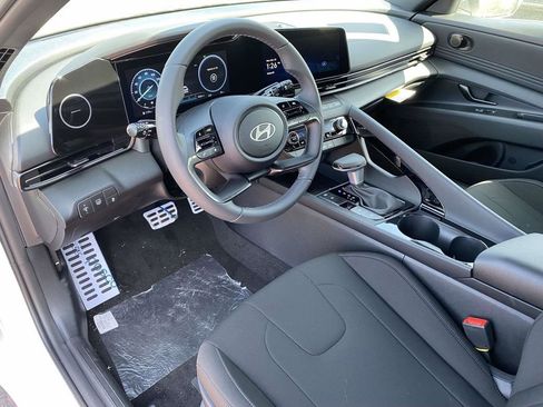 New 2026 Hyundai Elantra Sport FWD image 13