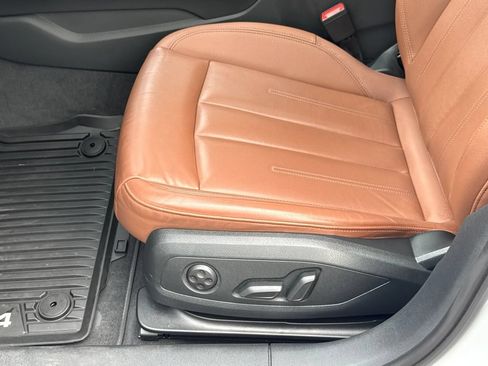 Used 2023 Audi A4 2.0T Premium w/ Convenience Package AWD/4WD image 13