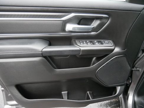 Used 2025 RAM 1500 Big Horn AWD/4WD image 31
