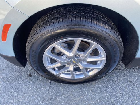 Used 2022 Chevrolet Equinox LT image 9