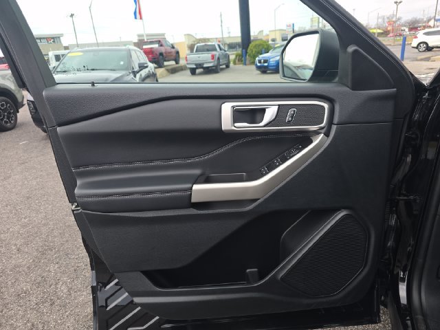 Certified 2023 Ford Explorer XLT AWD/4WD image 11