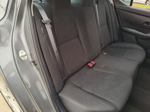 Used 2025 Nissan Sentra S FWD image 31