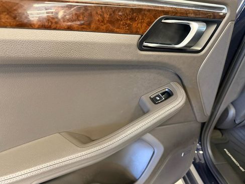 Used 2018 Porsche Macan S AWD/4WD image 39