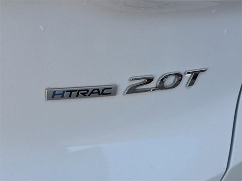 Used 2019 Hyundai Santa Fe AWD image 12