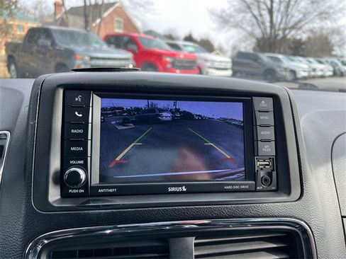 Used 2018 Dodge Grand Caravan GT image 27