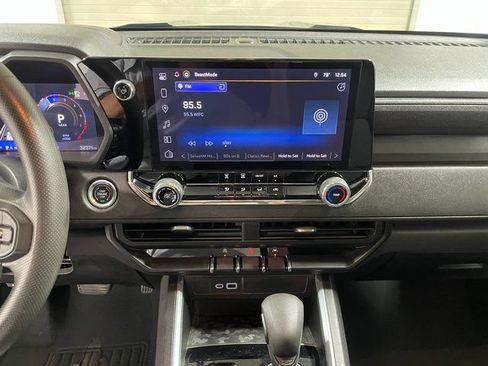 Used 2024 Chevrolet Colorado Trail Boss w/ Technology Package AWD/4WD image 16
